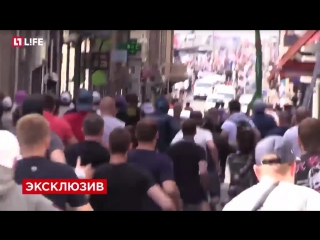 fight of russian and english football fans ours sing katyusha
