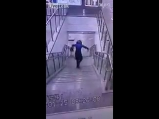 quick descent from the stairs - [funny caucasians]